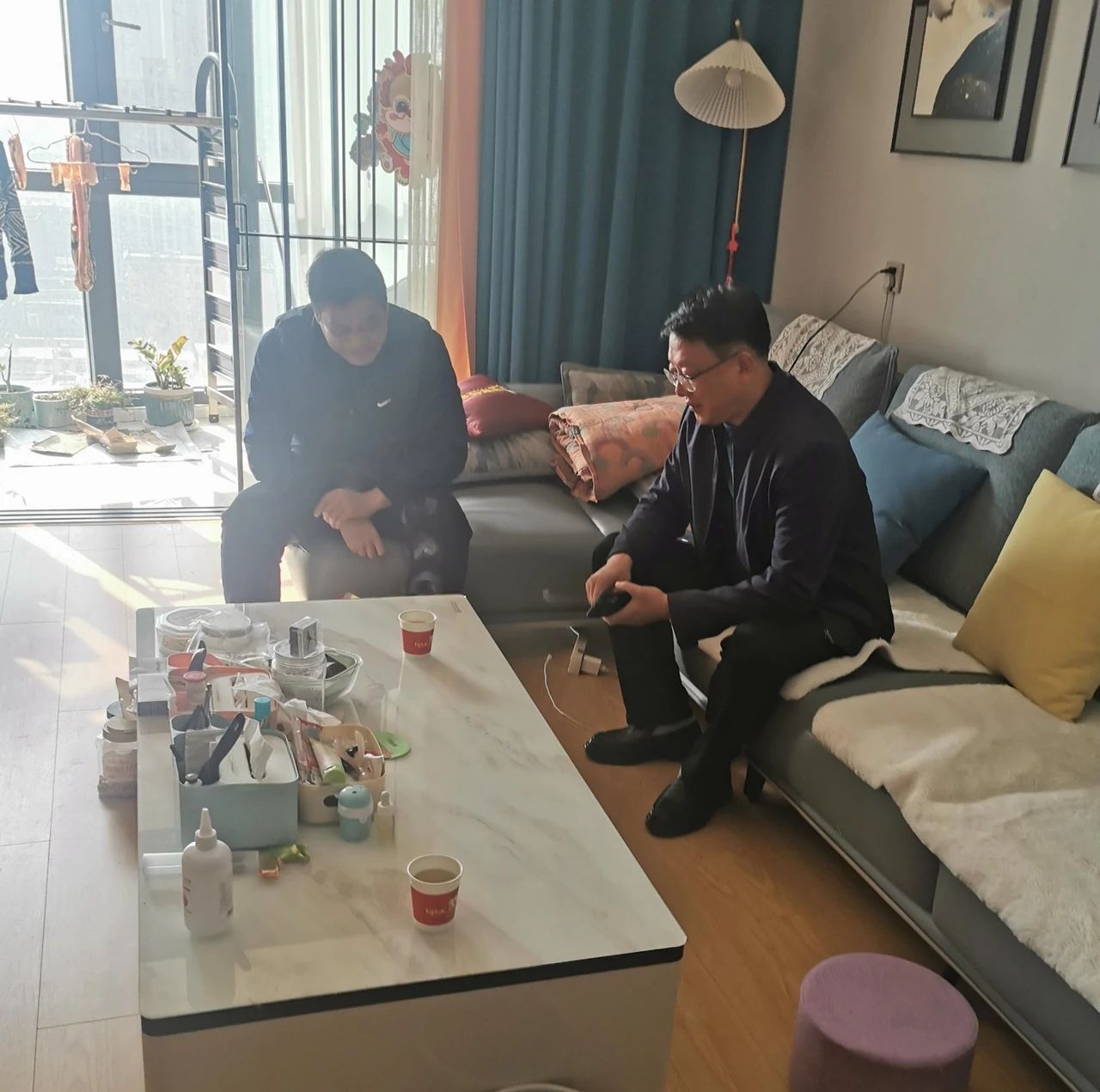 歲寒送溫暖 真情暖人心——信陽(yáng)華信建投集團(tuán)走訪(fǎng)慰問(wèn)退休職工